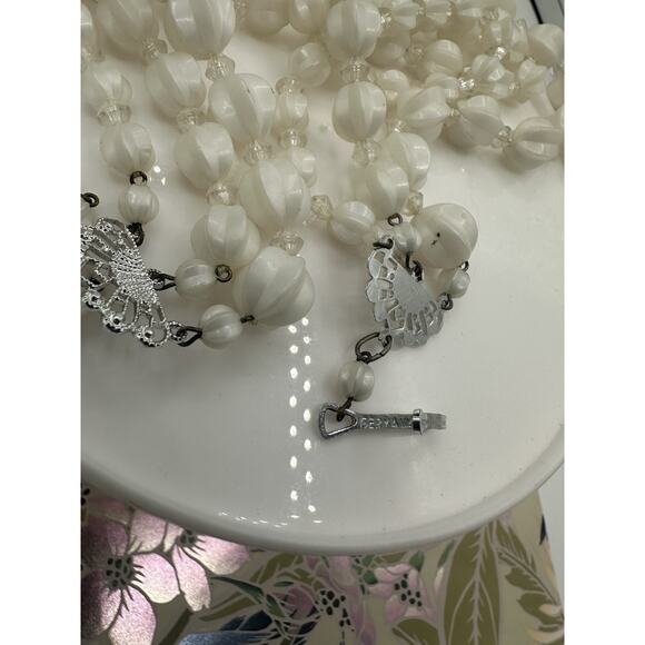 Vintage Retro Multi Strand necklace White Faceted Beads Jewelry Beauty Germany - Picture 6 of 6